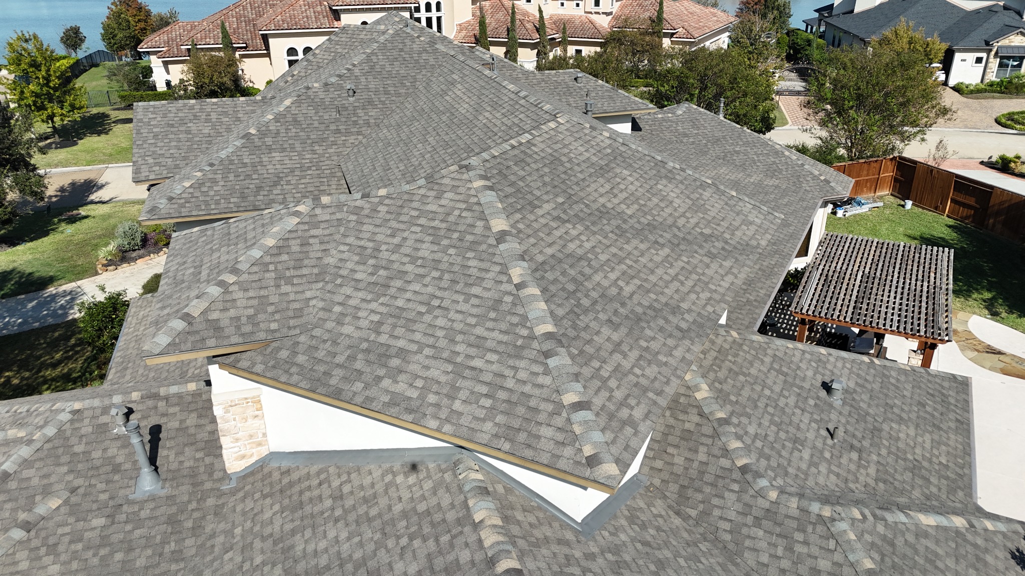 Completed IKO Cambridge Weathered Wood roofing project
